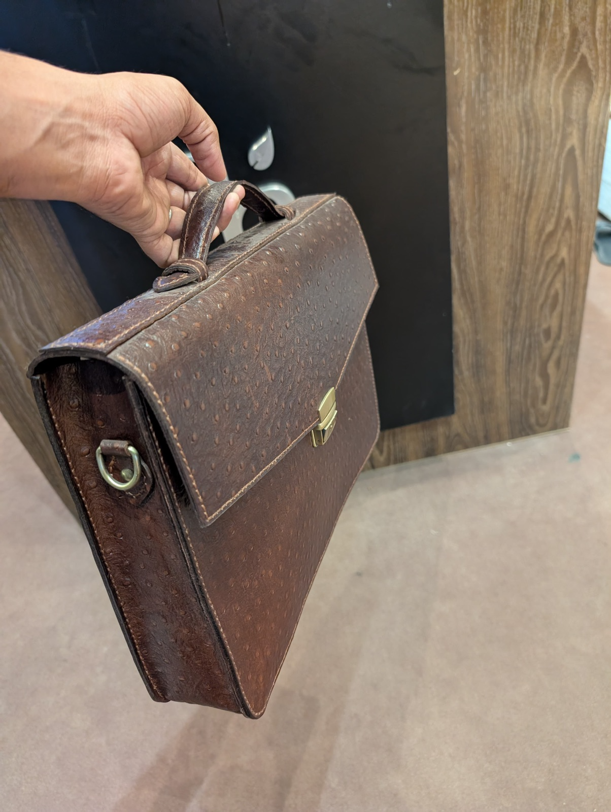 Pure Leather Handmade Laptop Bag - Image 2