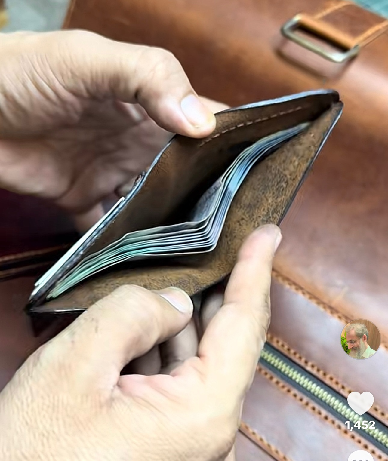 Half Long – Wax Pullup Leather Handmade Wallet - Image 3