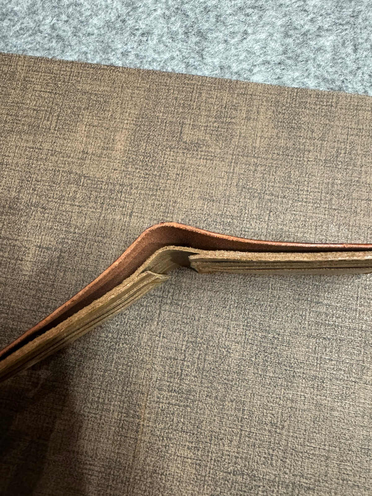 Pure Apple Pullup Leather Handmade Wallet - Image 3