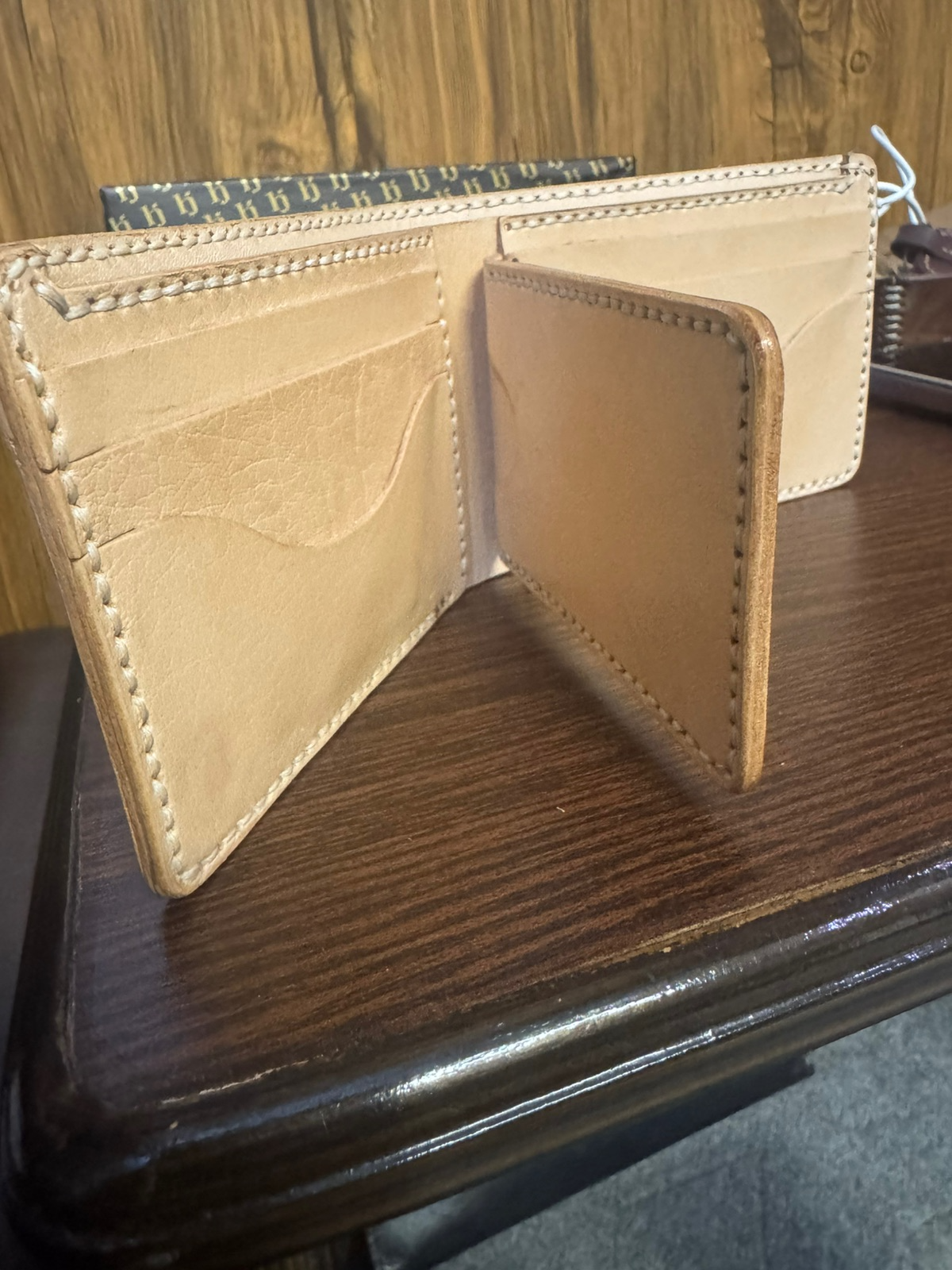 Diamond 1 Vegtan Natural Leather Wallet Handstitched Ten Card Slots - Image 3