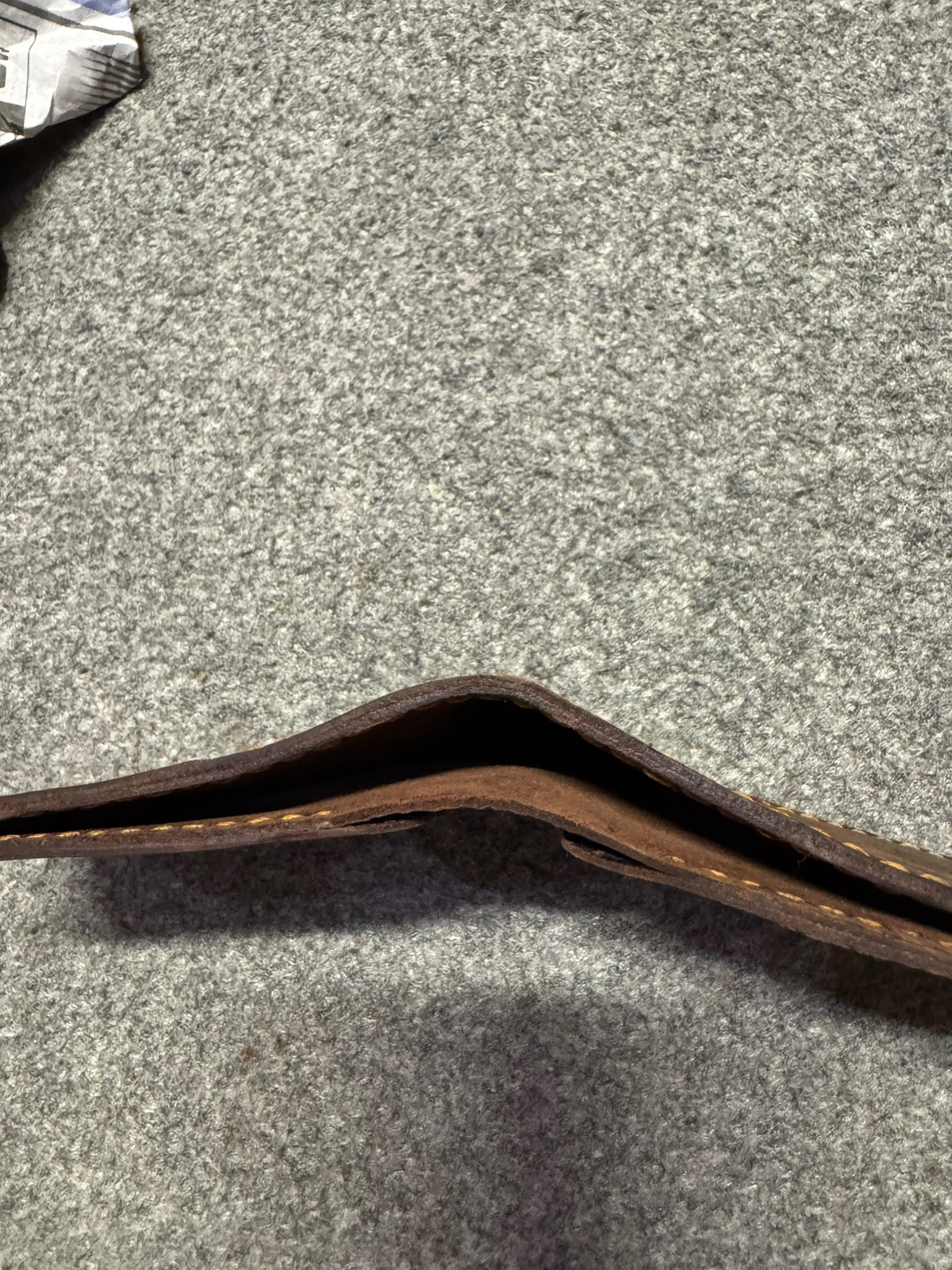 Pure Leather Handmade Wallet – Unbranded Simplicity - Image 3